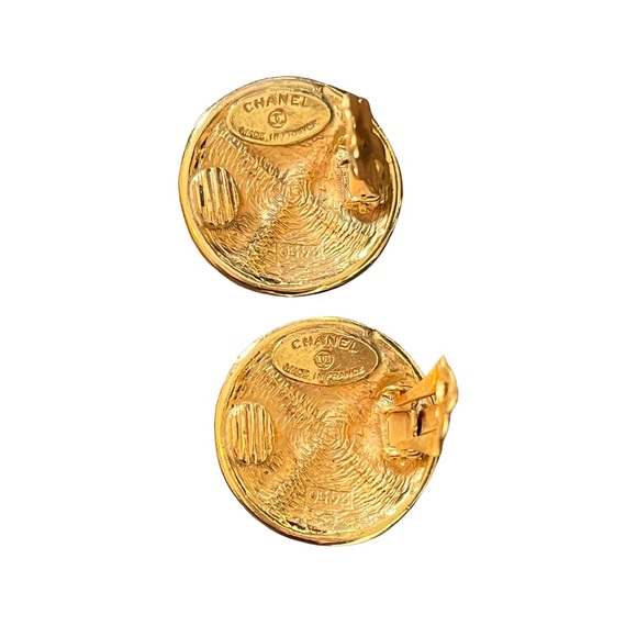 Vintage CHANEL Earrings Matelasse Gold Round - Picture 4 of 5